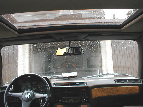 Umbau vom Stahl- auf das Glasschiebe- hebedach beim BMW E23